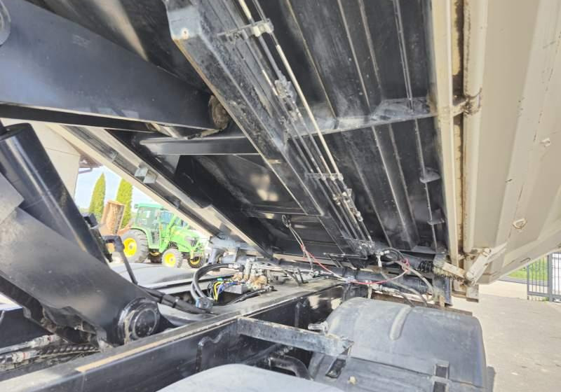 Leasing of MAN TGS 26.360 / 2 STRONNA WYWROTKA/ EURO 6 MAN TGS 26.360 / 2 STRONNA WYWROTKA/ EURO 6: picture 16 Leasing of MAN TGS 26.360 / 2 STRONNA WYWROTKA/ EURO 6 MAN TGS 26.360 / 2 STRONNA WYWROTKA/ EURO 6: picture 16