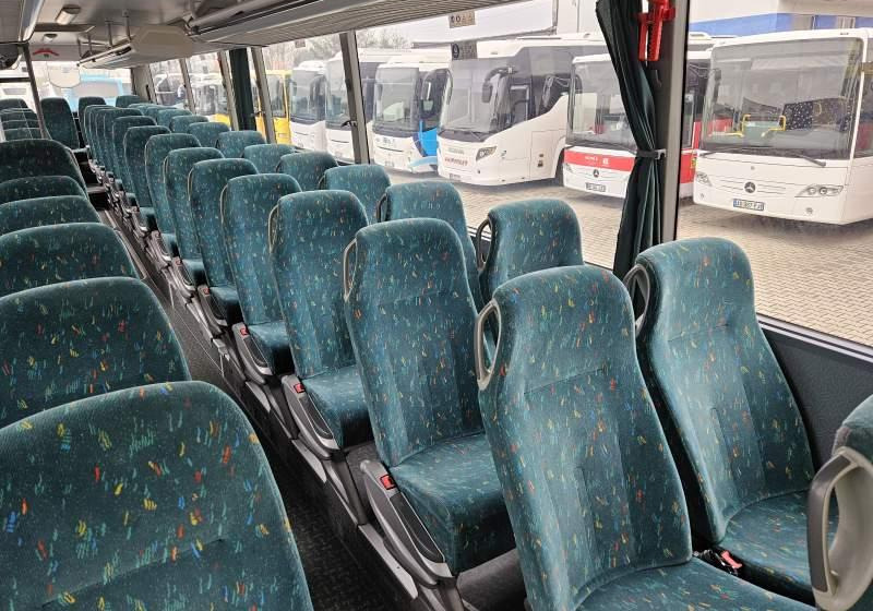 Suburban bus Mercedes-Benz INTOURO M/L / SPROWADZONY / EEV / AUTOMAT: picture 43 Suburban bus Mercedes-Benz INTOURO M/L / SPROWADZONY / EEV / AUTOMAT: picture 43