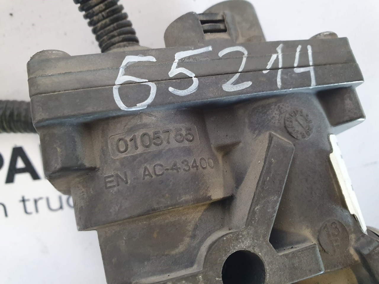 MAN MAN TGX / TGS EURO6 pressure pneumatic valve by NORGREN 4088530, 0105755, 51259020125, 51521600002, 81156106011, 81156106010, 51156100001, 81156106009, 81156106008 - Spare parts for Truck: picture 5 MAN MAN TGX / TGS EURO6 pressure pneumatic valve by NORGREN 4088530, 0105755, 51259020125, 51521600002, 81156106011, 81156106010, 51156100001, 81156106009, 81156106008 - Spare parts for Truck: picture 5