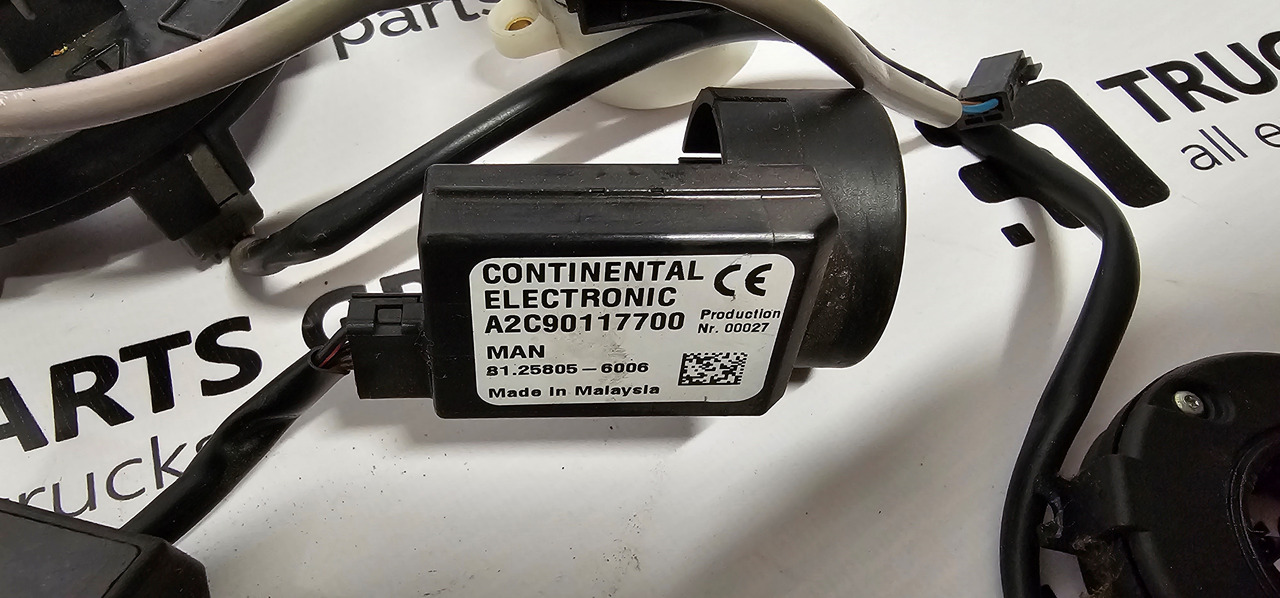 MAN MAN TGX / TGS EURO6 steering controllers set, driving position buttons, steering column switch, steering stalk 81255016035, 81464306026, 81258056006, 81255090159, 81255090188, 81259370064, 81258056005 - Spare parts for Truck: picture 4 MAN MAN TGX / TGS EURO6 steering controllers set, driving position buttons, steering column switch, steering stalk 81255016035, 81464306026, 81258056006, 81255090159, 81255090188, 81259370064, 81258056005 - Spare parts for Truck: picture 4