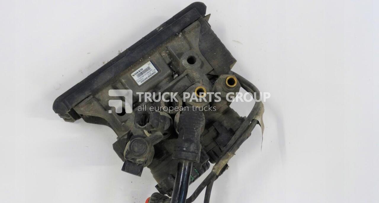 VOLVO FH4 EURO6, EURO 6 emission rear axle brake modulator valve, air system pneumatic modulator, 2114975, 22225552, K029247, DC46 2D262, JC46 2D262, K093191N07, K093192N07, K102266N06, K102879N00, K1 - Brake valve for Truck: picture 1 VOLVO FH4 EURO6, EURO 6 emission rear axle brake modulator valve, air system pneumatic modulator, 2114975, 22225552, K029247, DC46 2D262, JC46 2D262, K093191N07, K093192N07, K102266N06, K102879N00, K1 - Brake valve for Truck: picture 1
