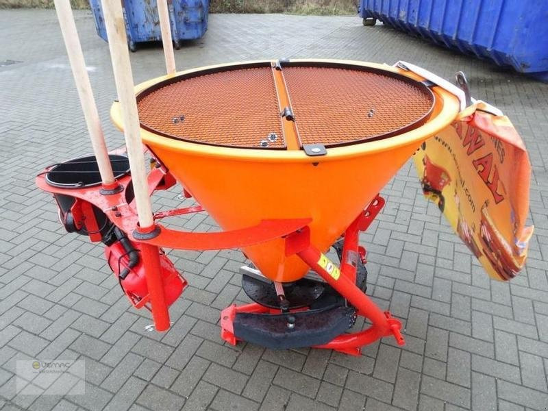 Vemac Dexwal Salzstreuer Trichterstreuer, Streuer, 200L Kommunal NEU - Sand/ Salt spreader for Utility/ Special vehicle: picture 1 Vemac Dexwal Salzstreuer Trichterstreuer, Streuer, 200L Kommunal NEU - Sand/ Salt spreader for Utility/ Special vehicle: picture 1