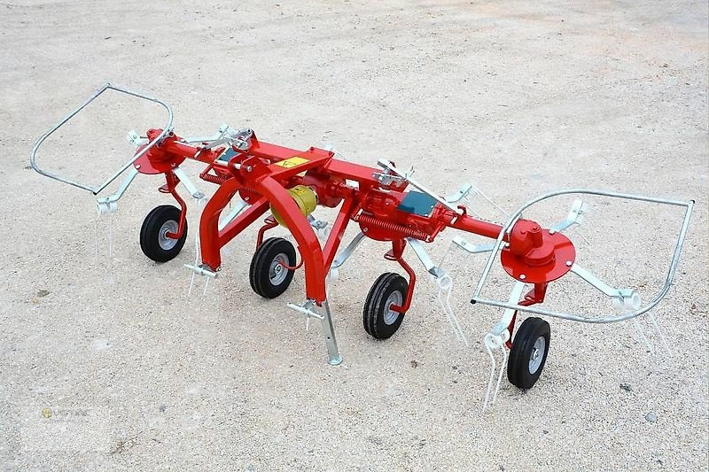 Vemac Heuwender 290 Daros 4GS Kreiselheuwender Kreiselwender NEU - Tedder/ Rake: picture 2 Vemac Heuwender 290 Daros 4GS Kreiselheuwender Kreiselwender NEU - Tedder/ Rake: picture 2
