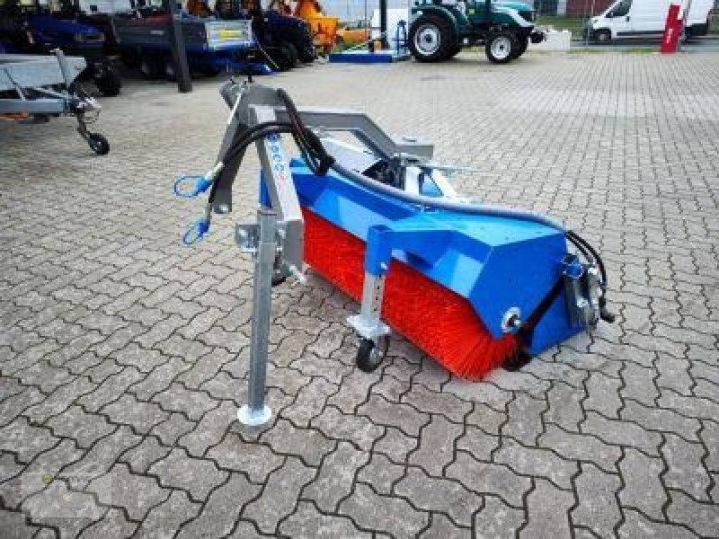Vemac Kehrmaschine FM200 200cm Kehrbesen Bürste Traktor Zapfwelle NEU - Broom: picture 4 Vemac Kehrmaschine FM200 200cm Kehrbesen Bürste Traktor Zapfwelle NEU - Broom: picture 4