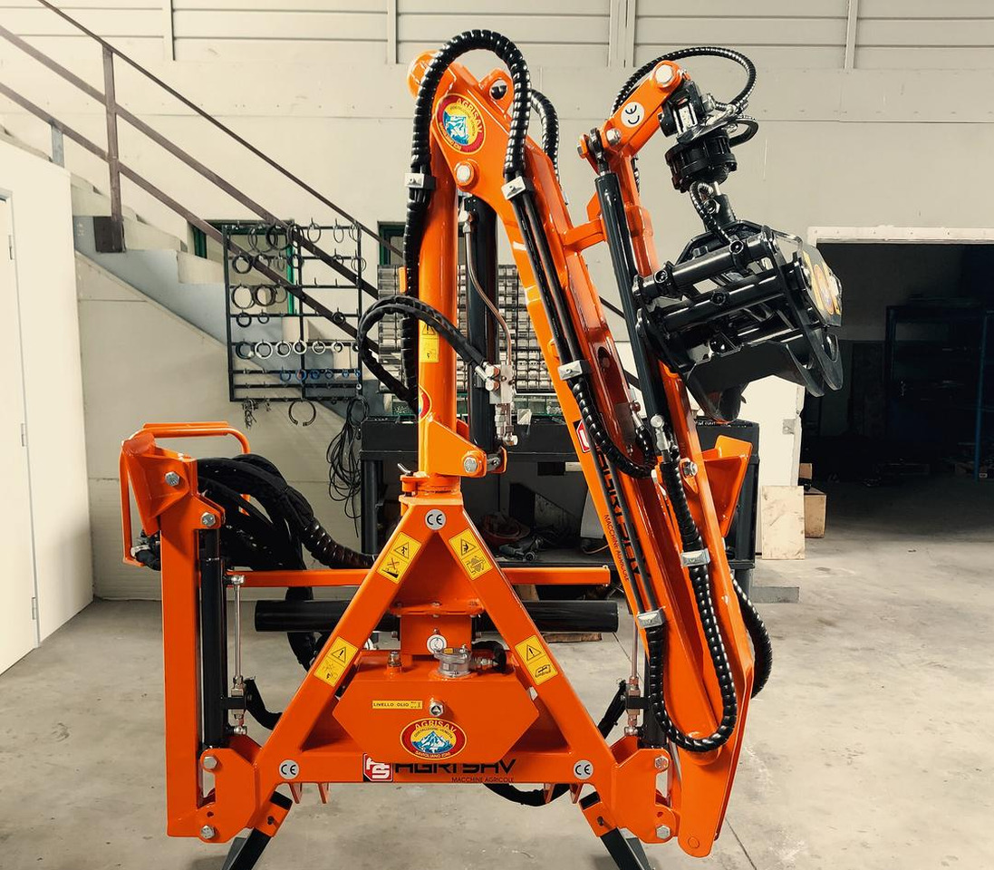 Gru - Caricatore forestale PAS300 - Loader crane for Forestry equipment: picture 1 Gru - Caricatore forestale PAS300 - Loader crane for Forestry equipment: picture 1