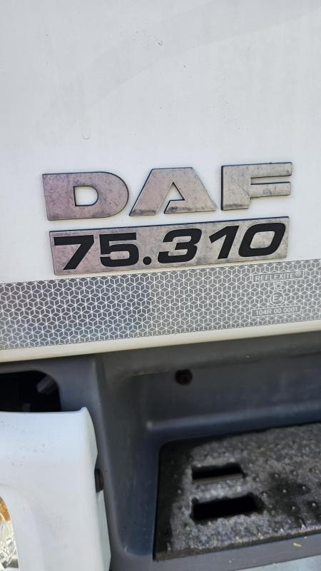 Daf 75 310 - Dropside/ Flatbed truck: picture 2 Daf 75 310 - Dropside/ Flatbed truck: picture 2