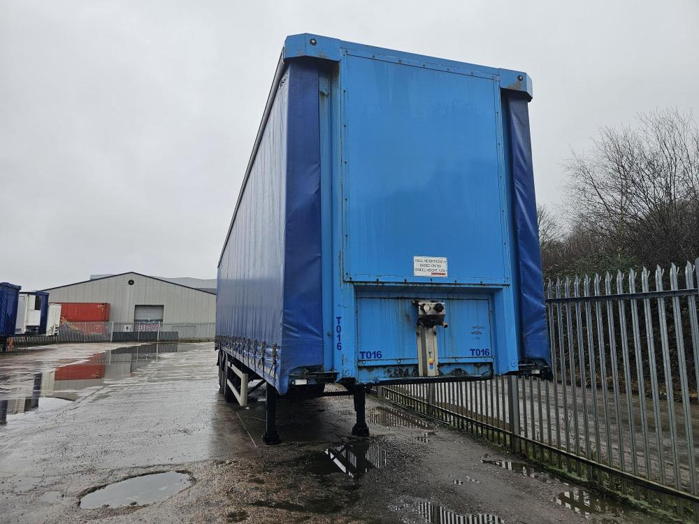 Sdc 2010 curtsin - Curtainsider semi-trailer: picture 5 Sdc 2010 curtsin - Curtainsider semi-trailer: picture 5