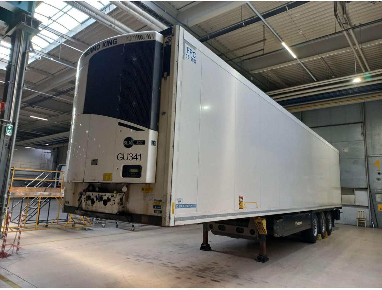 2018 Krone Double Deck Cool Liner FP 45 ThermoKing SLXi 300 - Refrigerator semi-trailer: picture 4 2018 Krone Double Deck Cool Liner FP 45 ThermoKing SLXi 300 - Refrigerator semi-trailer: picture 4
