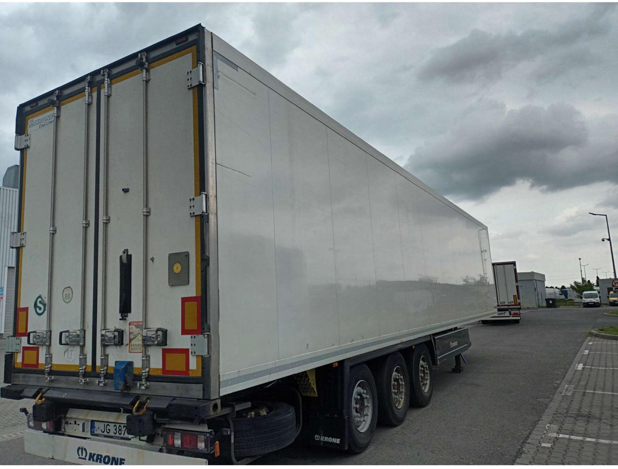 2018 Krone SDR Double Deck Cool Liner FP45 ThermoKing SLXi 300 Lifting Axle - Refrigerator semi-trailer: picture 3 2018 Krone SDR Double Deck Cool Liner FP45 ThermoKing SLXi 300 Lifting Axle - Refrigerator semi-trailer: picture 3