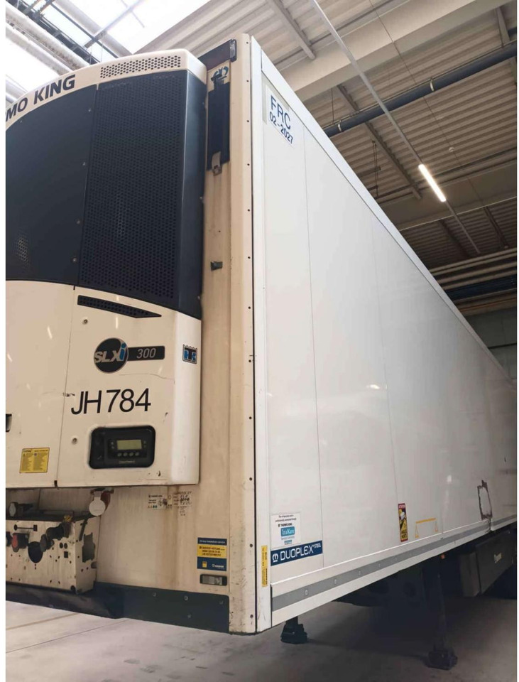 2018 Krone SDR Double Deck Cool Liner FP45 ThermoKing SLXi 300 Lifting Axle - Refrigerator semi-trailer: picture 4 2018 Krone SDR Double Deck Cool Liner FP45 ThermoKing SLXi 300 Lifting Axle - Refrigerator semi-trailer: picture 4