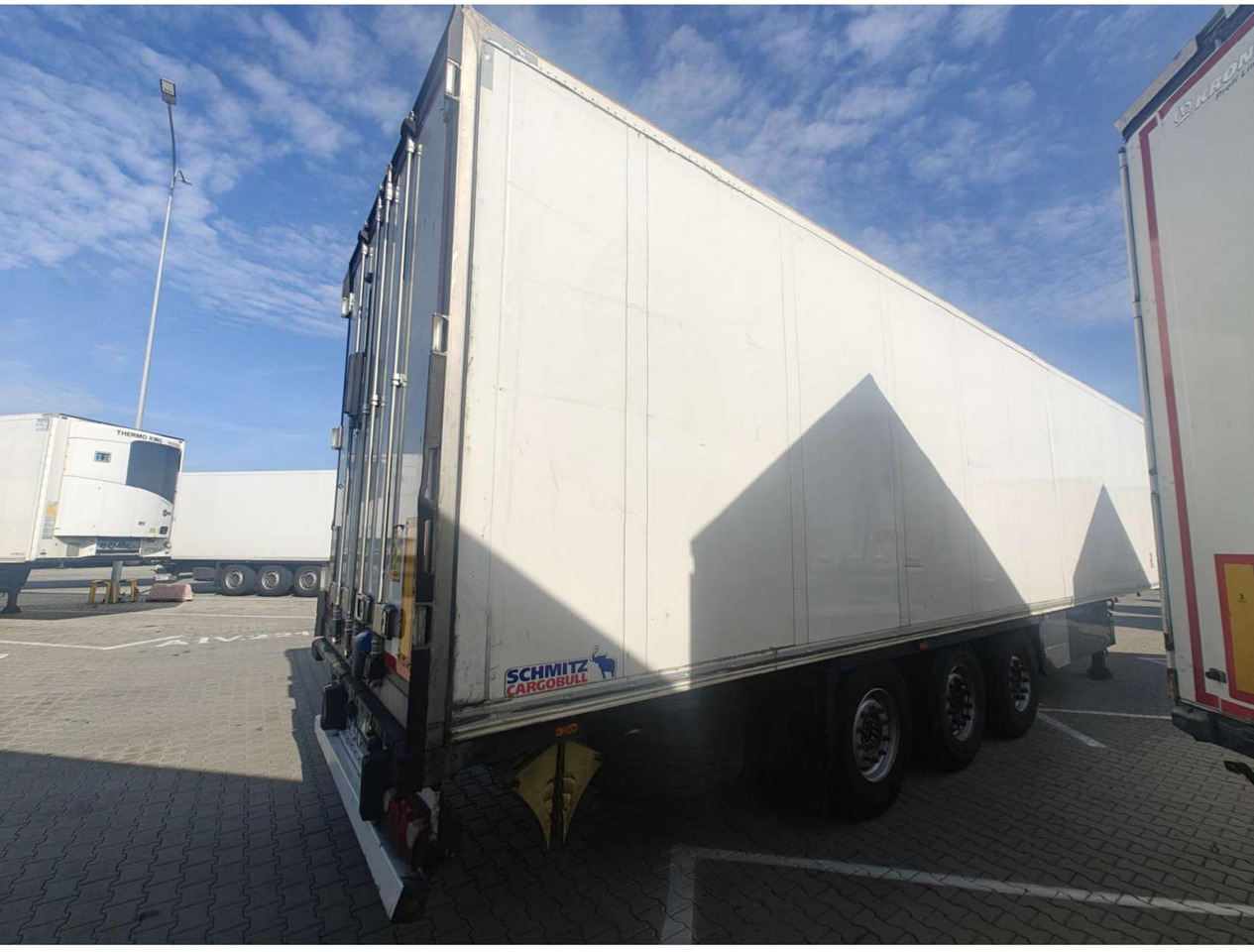 2018 Schmitz Cargobull SKO Double Deck FP 60 ThermoKing SLXi 300 Lifting Axle - Refrigerator semi-trailer: picture 3 2018 Schmitz Cargobull SKO Double Deck FP 60 ThermoKing SLXi 300 Lifting Axle - Refrigerator semi-trailer: picture 3