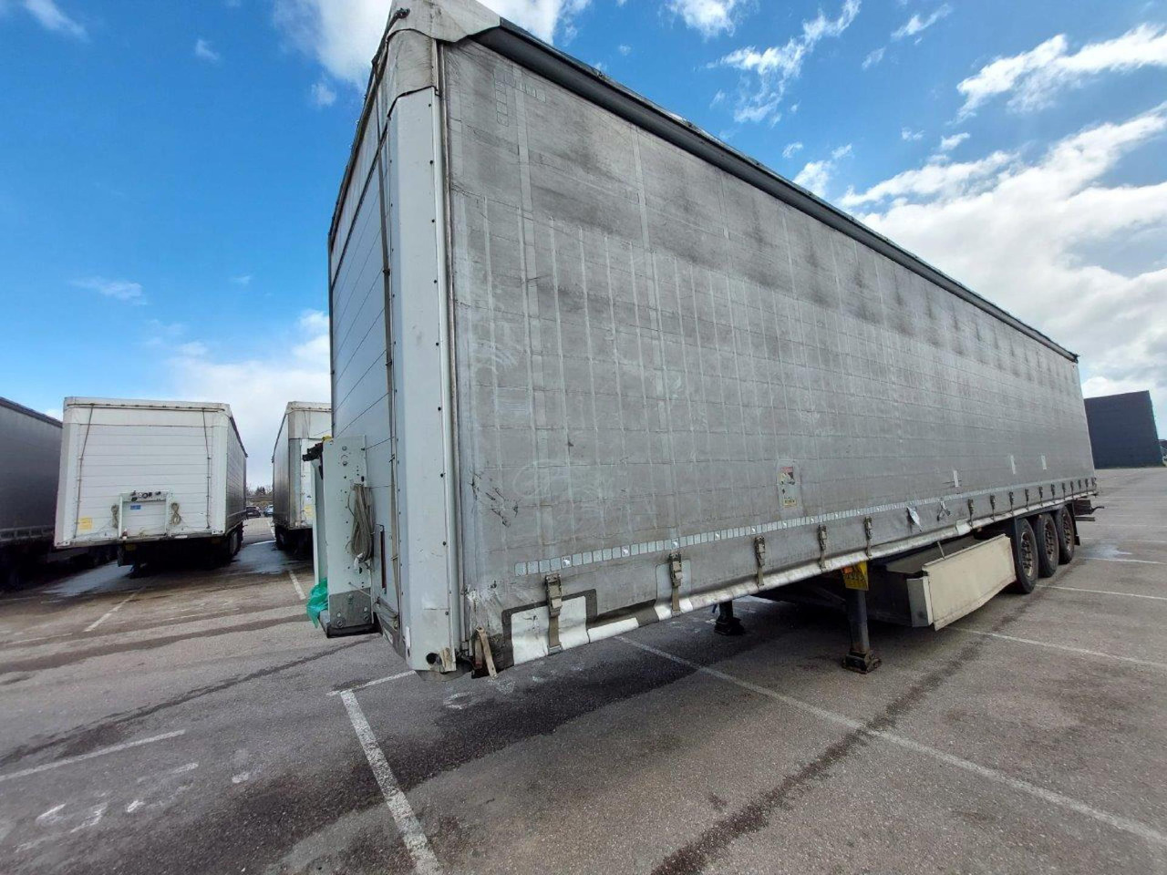 2019 Schmitz Cargobull SCS24/L Lifting Axle - Curtainsider semi-trailer: picture 2 2019 Schmitz Cargobull SCS24/L Lifting Axle - Curtainsider semi-trailer: picture 2