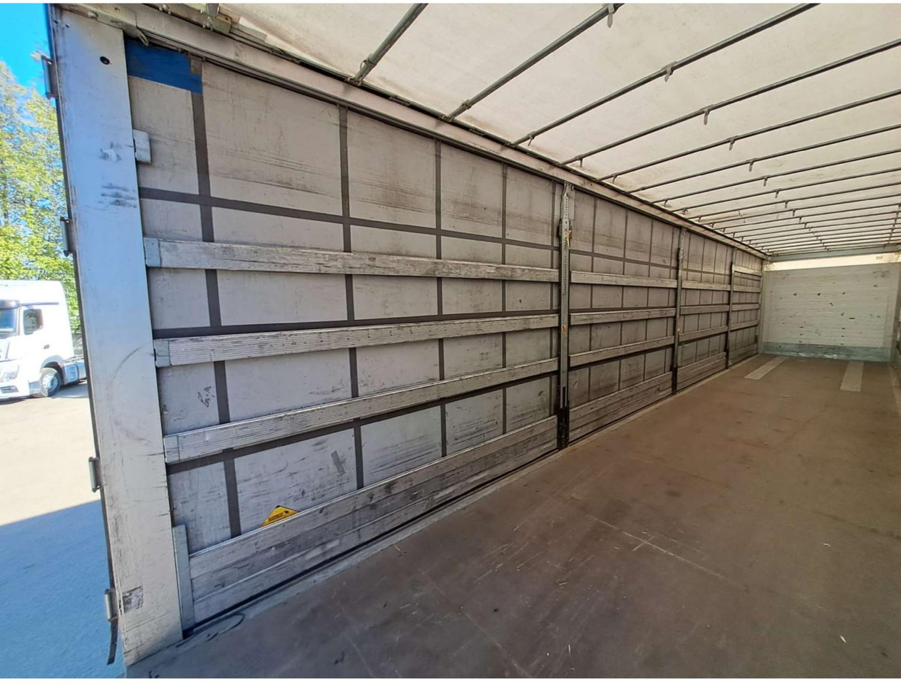 Curtainsider semi-trailer 2019 Schmitz Cargobull SCS24/L: picture 7