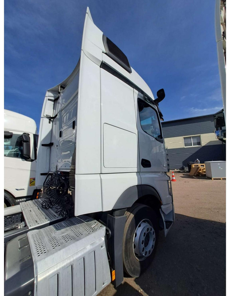 Tractor unit 2021 Mercedes-Benz Actros 5 1845 BigSpace: picture 6