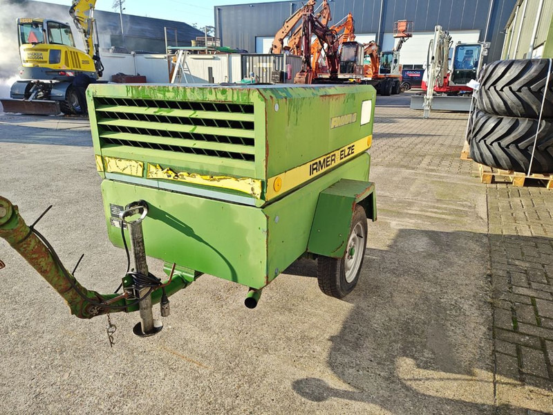 Irmer + Elze 95 compressor irmair 3 - Excavator: picture 2 Irmer + Elze 95 compressor irmair 3 - Excavator: picture 2