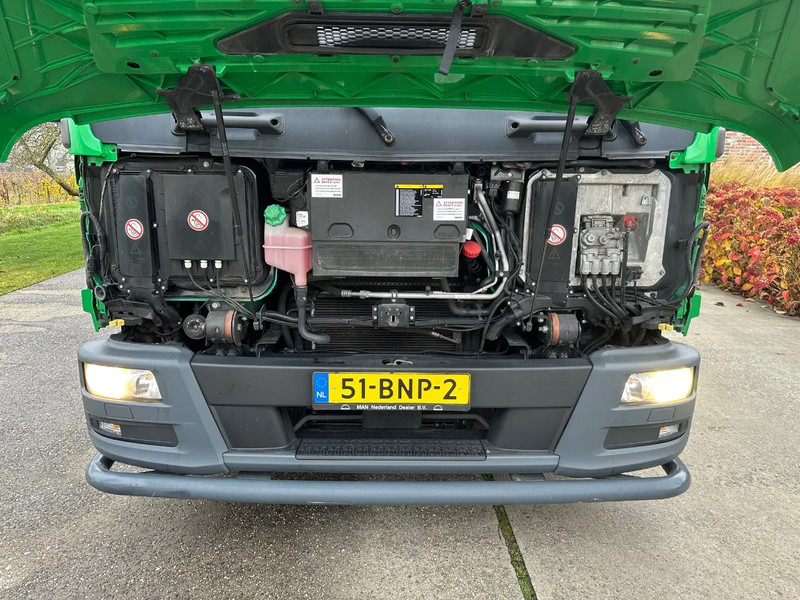 MAN TGL 10.180 / NL TRUCK / EURO6 / BOX+LIFT+SIDE DOOR / LOW KM / TOP!! - Box truck: picture 3 MAN TGL 10.180 / NL TRUCK / EURO6 / BOX+LIFT+SIDE DOOR / LOW KM / TOP!! - Box truck: picture 3