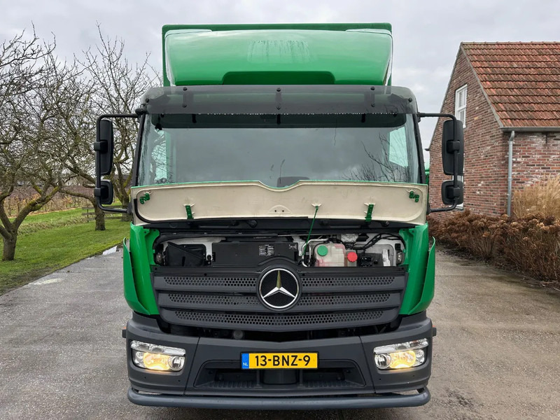 Mercedes-Benz Atego 1018 / NL TRUCK / 10T / NEW TACHO / BOX+LIFT+SIDE DOOR / AIRCO - Box truck: picture 3 Mercedes-Benz Atego 1018 / NL TRUCK / 10T / NEW TACHO / BOX+LIFT+SIDE DOOR / AIRCO - Box truck: picture 3