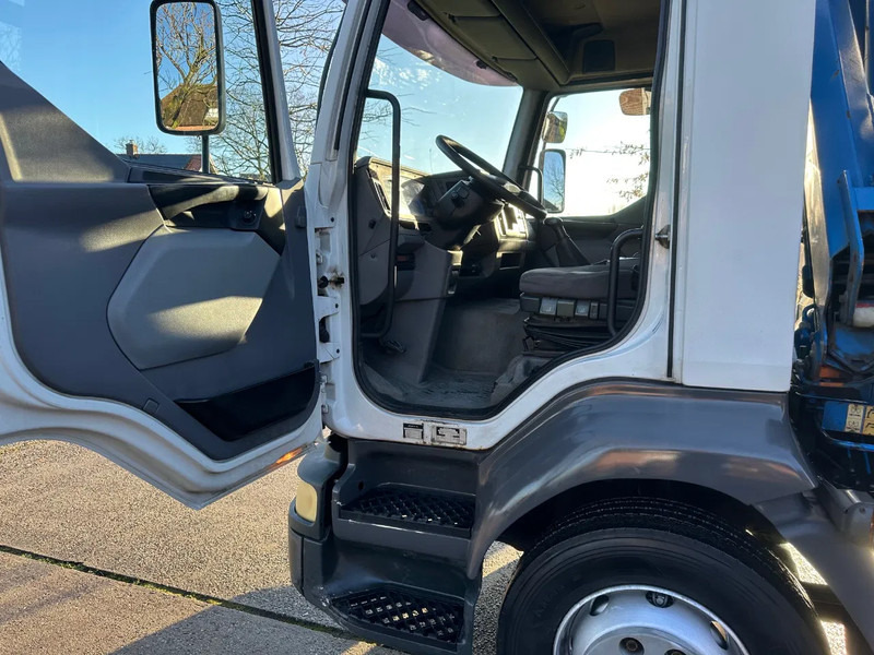 Renault Midlum 220 -12C / NL TRUCK / CRANE MKG HLK-80 / MACHINE TRANSPORT / MANUAL / EURO3 / RAMPS - Autotransporter truck, Crane truck: picture 5 Renault Midlum 220 -12C / NL TRUCK / CRANE MKG HLK-80 / MACHINE TRANSPORT / MANUAL / EURO3 / RAMPS - Autotransporter truck, Crane truck: picture 5