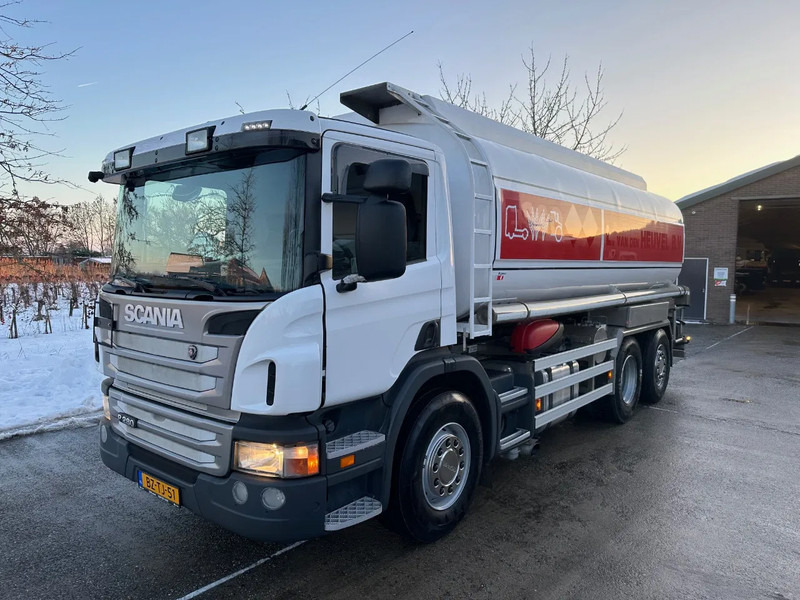 Scania P280 / NL TRUCK / 6X2 / DIJSEL 23200 LTR / EURO5 / 4 COMP / AUTOMATIC - Tank truck: picture 1 Scania P280 / NL TRUCK / 6X2 / DIJSEL 23200 LTR / EURO5 / 4 COMP / AUTOMATIC - Tank truck: picture 1