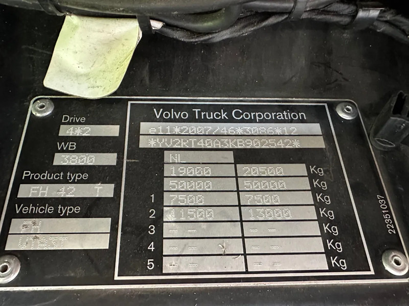 Volvo FH 500 / GLOBETROTTER / NL TRUCK / ALCOA / 2 TANK /TOP!! - Tractor unit: picture 4 Volvo FH 500 / GLOBETROTTER / NL TRUCK / ALCOA / 2 TANK /TOP!! - Tractor unit: picture 4