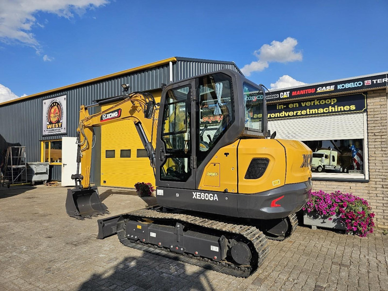 XCMG XE60GA - Mini excavator: picture 3 XCMG XE60GA - Mini excavator: picture 3