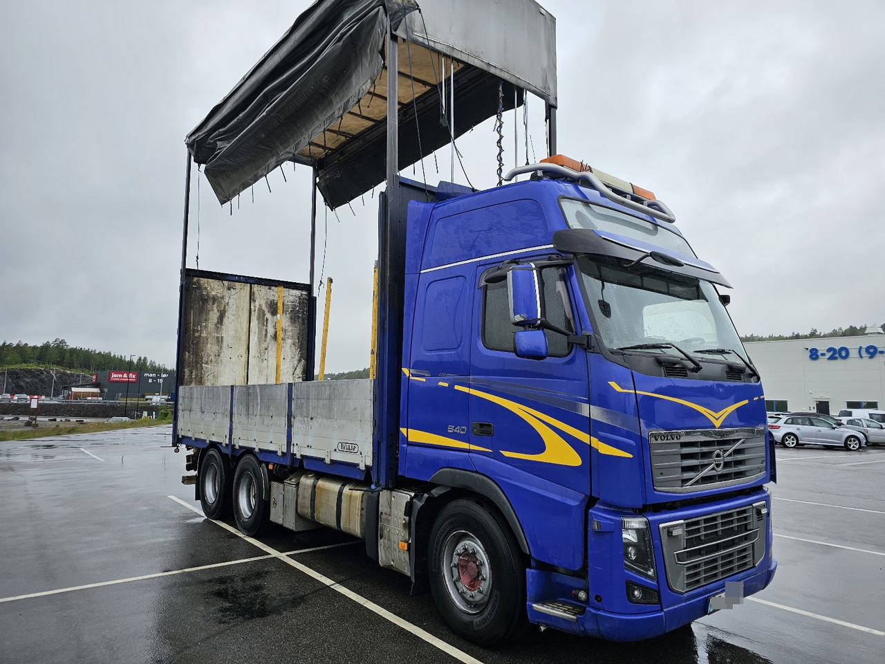 Volvo FH16 540 6x4 - Curtainsider truck: picture 1 Volvo FH16 540 6x4 - Curtainsider truck: picture 1
