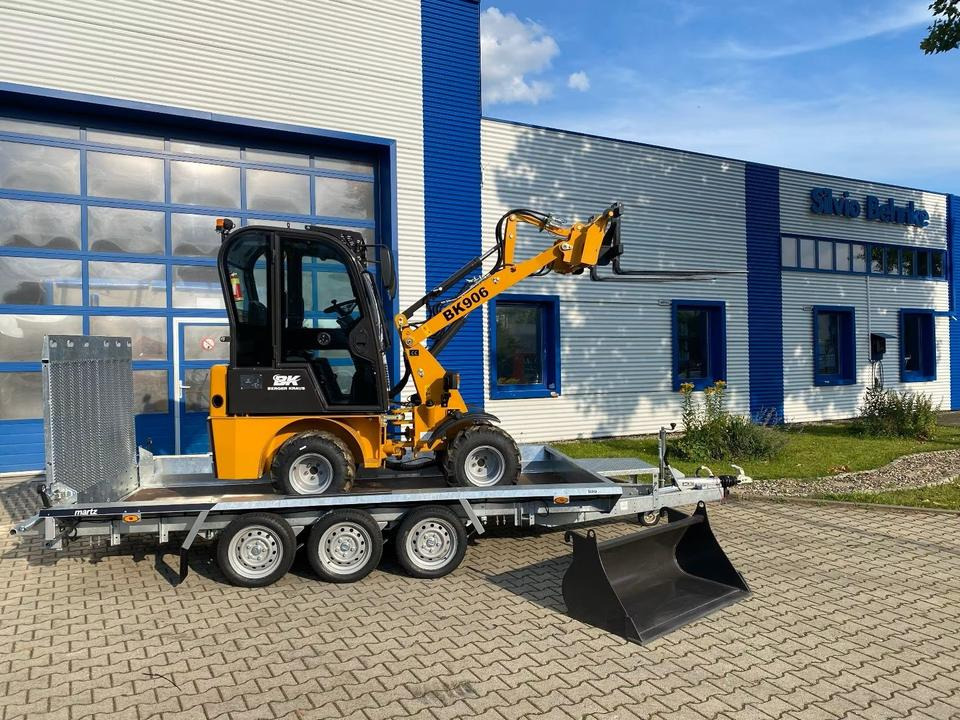 Radlader/Hoflader BK906 Kabine inkl. Tieflader und Gabel/Schaufelpaket *INKL.19% MWST*BERGER KRAUS*PERKINS*SOFORT!* - Compact loader: picture 1 Radlader/Hoflader BK906 Kabine inkl. Tieflader und Gabel/Schaufelpaket *INKL.19% MWST*BERGER KRAUS*PERKINS*SOFORT!* - Compact loader: picture 1