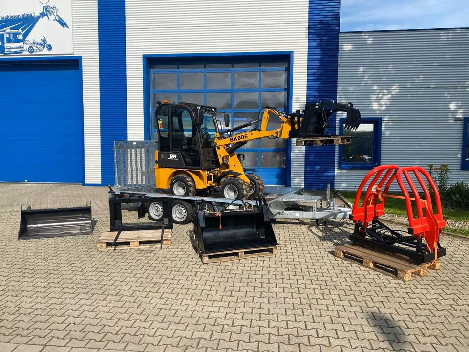 Radlader/Hoflader BK906 Kabine inkl. Tieflader und großem Zubehörpaket *INKL.19% MWST*BERGER KRAUS*PERKINS*CE*SOFORT!* - Compact loader: picture 2 Radlader/Hoflader BK906 Kabine inkl. Tieflader und großem Zubehörpaket *INKL.19% MWST*BERGER KRAUS*PERKINS*CE*SOFORT!* - Compact loader: picture 2
