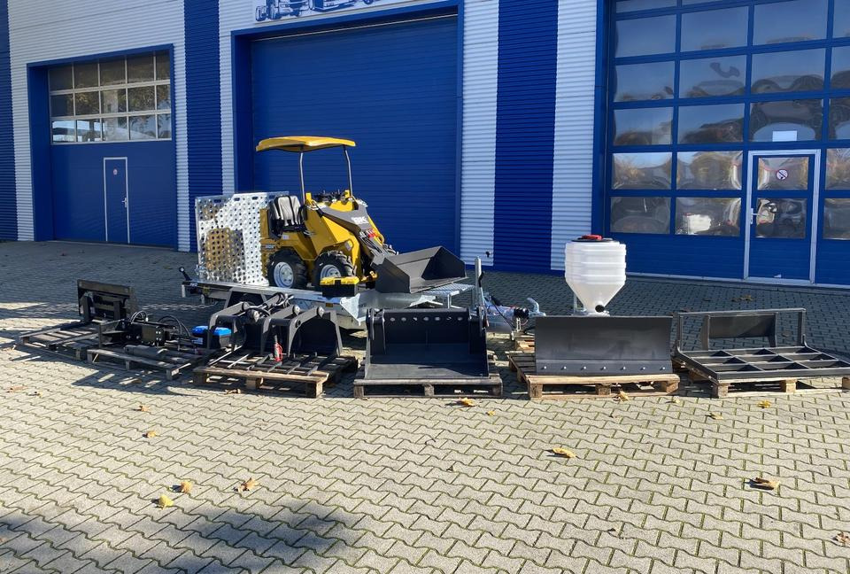 Radlader/Mini-Radlader BK360SW inkl. Tieflader und großem Zubehör *INKL.19% MWST*BERGER KRAUS*B&S MOTOR*SOFORT!* - Compact loader: picture 1 Radlader/Mini-Radlader BK360SW inkl. Tieflader und großem Zubehör *INKL.19% MWST*BERGER KRAUS*B&S MOTOR*SOFORT!* - Compact loader: picture 1