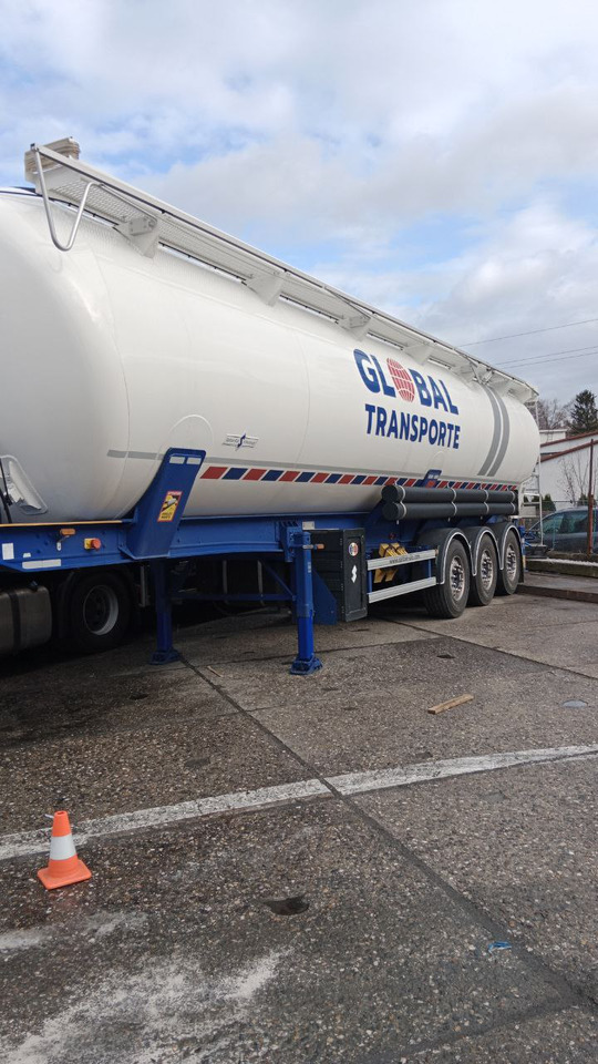 SPITZER SK2760CAL - Silo semi-trailer: picture 1 SPITZER SK2760CAL - Silo semi-trailer: picture 1
