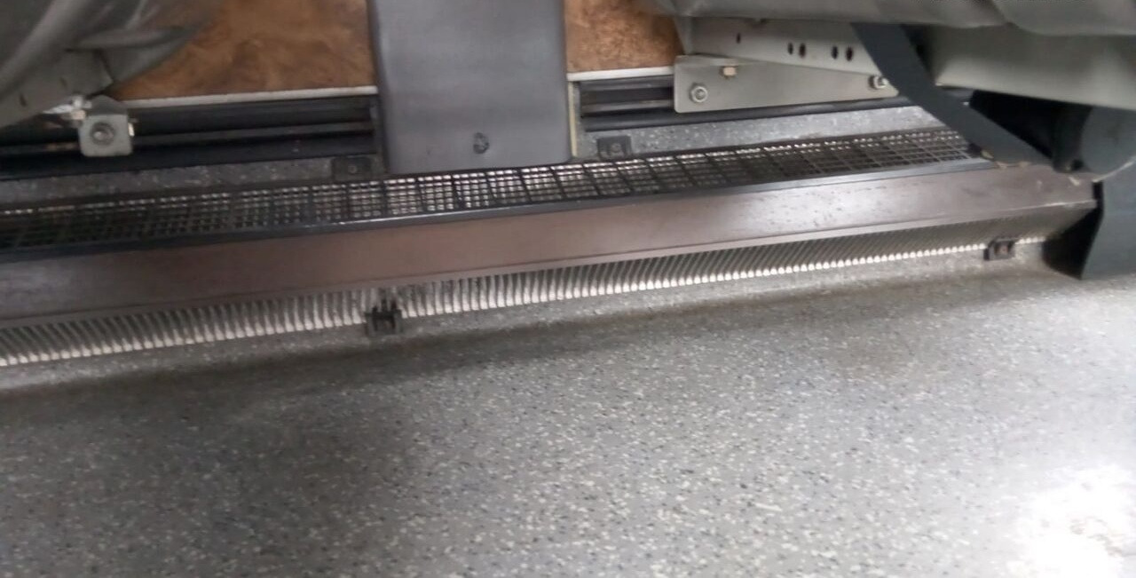 Suburban bus Mercedes-Benz MAGO 2 / VARIO / BELUGA / XXL / 34 PLACE: picture 6 Suburban bus Mercedes-Benz MAGO 2 / VARIO / BELUGA / XXL / 34 PLACE: picture 6