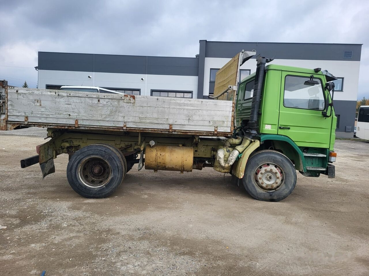 Tipper Scania 82M: picture 10