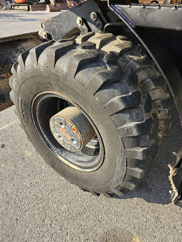 Wheel excavator CATERPILLAR M318F: picture 21