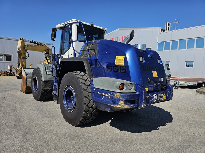 LIEBHERR L556 - Wheel loader: picture 2 LIEBHERR L556 - Wheel loader: picture 2
