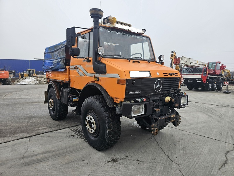 Snow removal vehicle UNIMOG U1600: picture 6