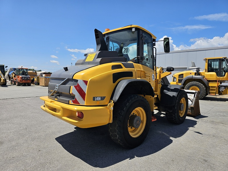 VOLVO L45H - Wheel loader: picture 4 VOLVO L45H - Wheel loader: picture 4