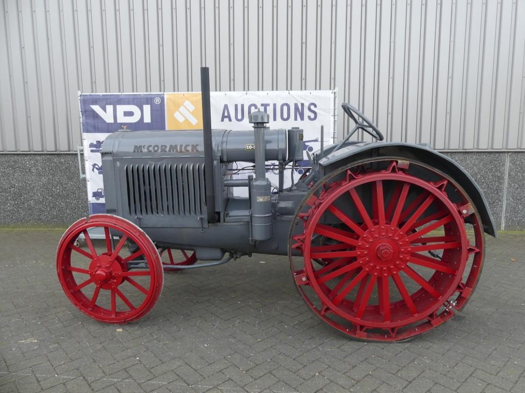 MC Cormick Deering 10/20 - Farm tractor: picture 2 MC Cormick Deering 10/20 - Farm tractor: picture 2