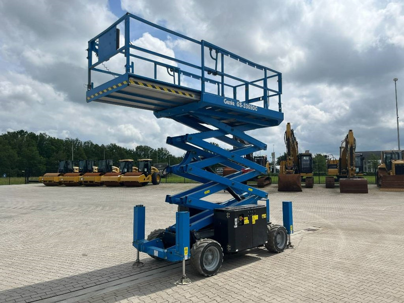 Genie GS 3369 DC - Scissor lift: picture 1 Genie GS 3369 DC - Scissor lift: picture 1