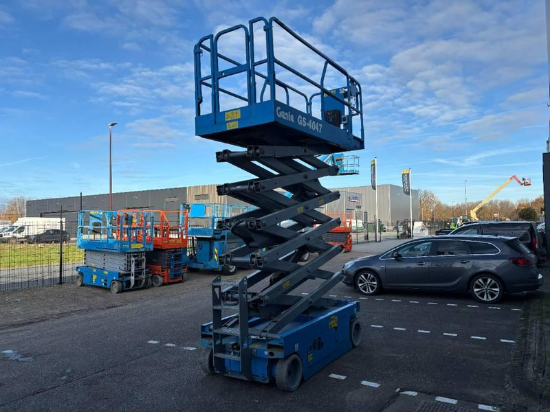 Genie GS 4047 - Scissor lift: picture 3 Genie GS 4047 - Scissor lift: picture 3