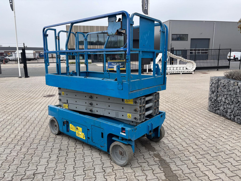 Genie GS2646 - Scissor lift: picture 3 Genie GS2646 - Scissor lift: picture 3