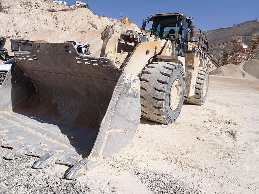 CAT 988K - Wheel loader: picture 2 CAT 988K - Wheel loader: picture 2