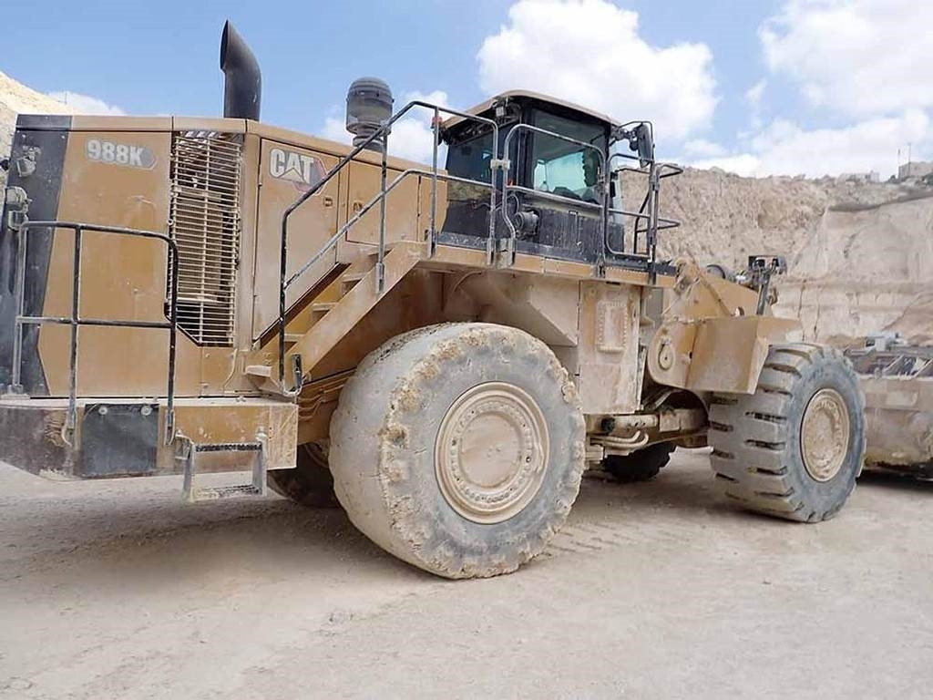 CAT 988K  - Wheel loader: picture 5 CAT 988K  - Wheel loader: picture 5