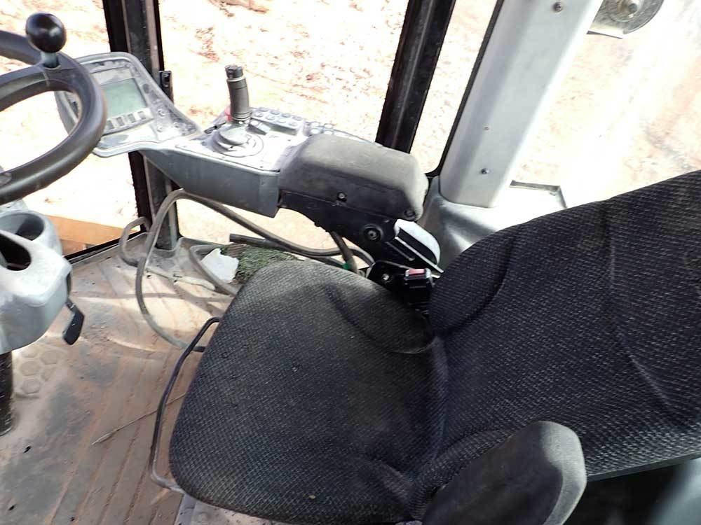 Vibratory plate CAT CS64B: picture 20