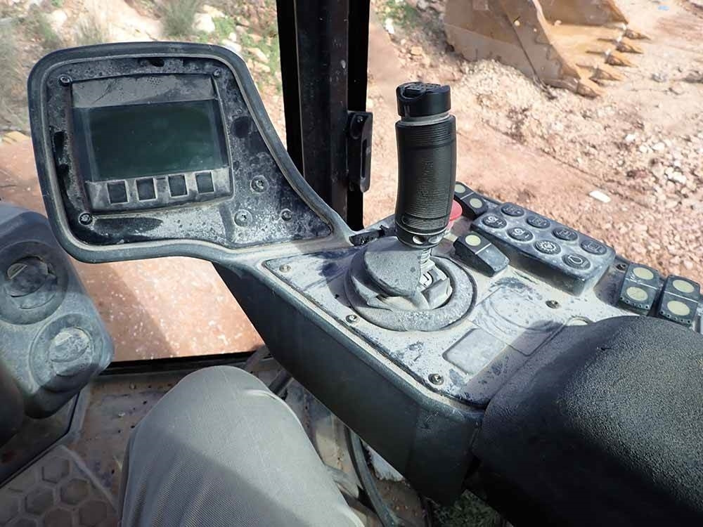 Vibratory plate CAT CS64B: picture 18