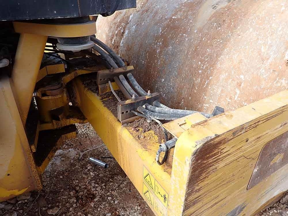 Vibratory plate CAT CS64B: picture 28