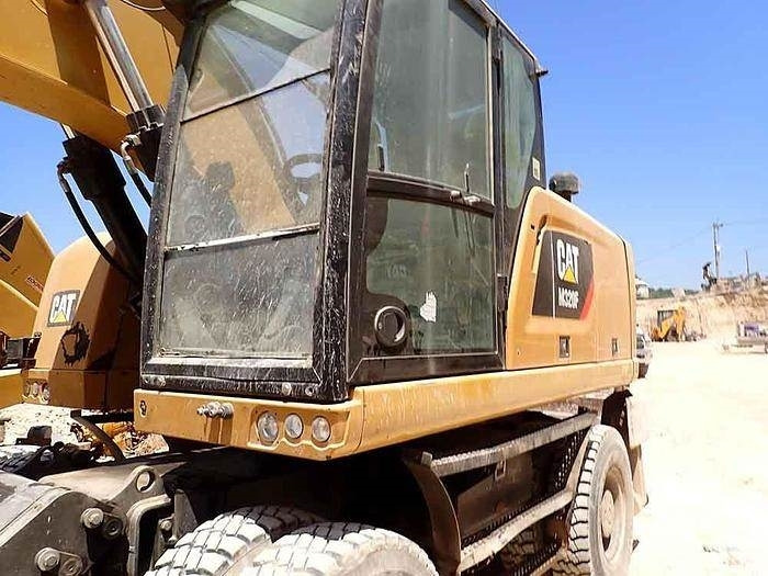 CAT M320F - Excavator: picture 3 CAT M320F - Excavator: picture 3