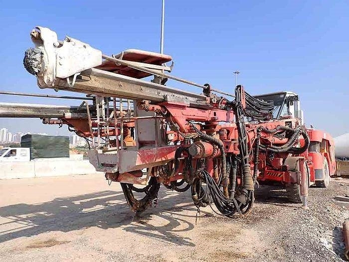 Sandvik DT821 C - Drilling rig: picture 1 Sandvik DT821 C - Drilling rig: picture 1