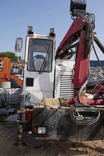 Concrete pump truck Titan IS26: picture 13