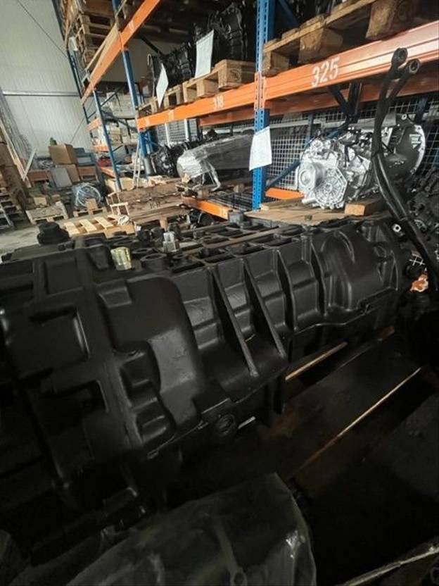 MAN ZF 16S109 Getriebe im Austausch 1304050404 - Gearbox for Truck: picture 1 MAN ZF 16S109 Getriebe im Austausch 1304050404 - Gearbox for Truck: picture 1