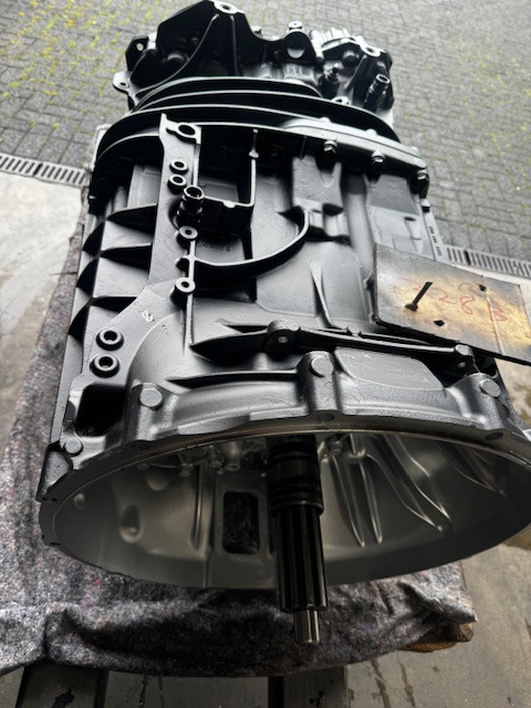 ZF generalüberholtes Getriebe im Austausch 16S2533 MAN Ecosplit 4 - Gearbox: picture 2 ZF generalüberholtes Getriebe im Austausch 16S2533 MAN Ecosplit 4 - Gearbox: picture 2